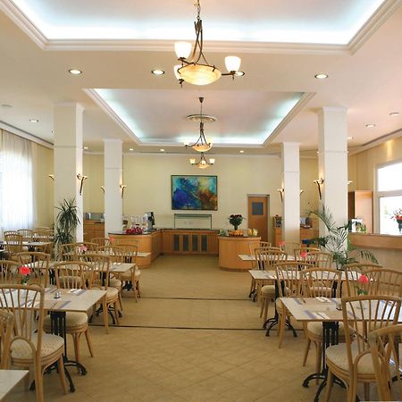 Cynthiana Beach Hotel キッソネルガ レストラン 写真