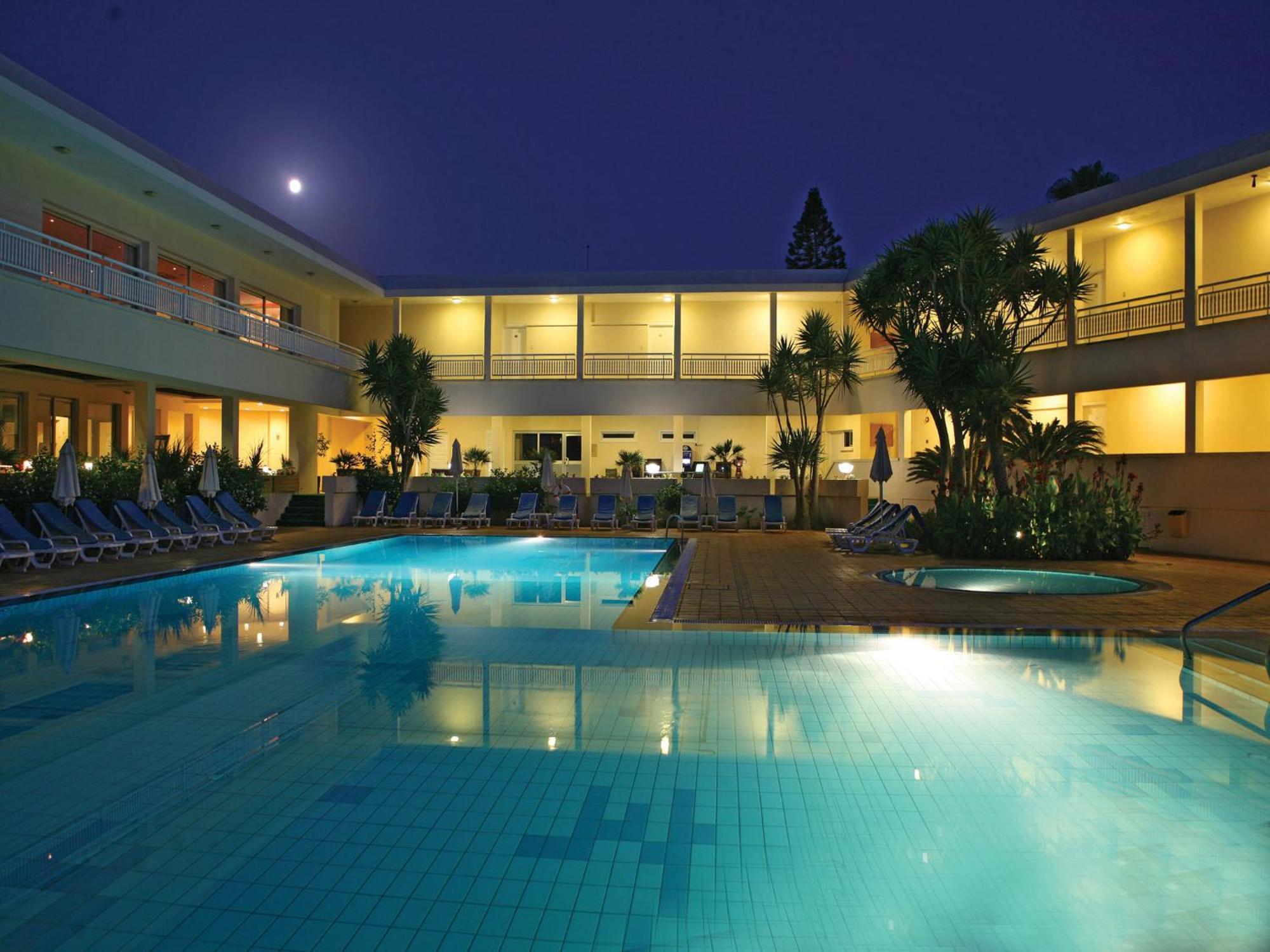 Cynthiana Beach Hotel キッソネルガ エクステリア 写真