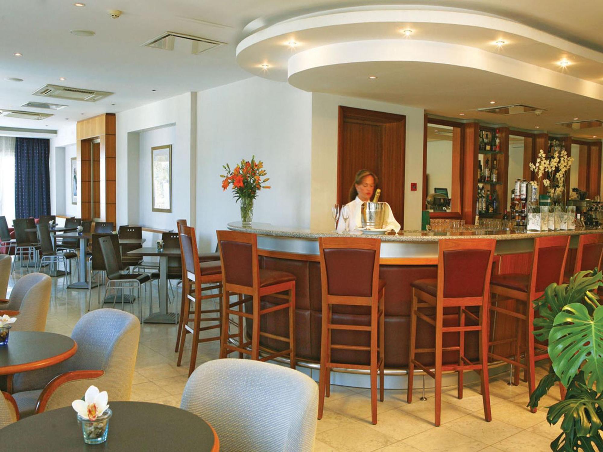 Cynthiana Beach Hotel キッソネルガ レストラン 写真