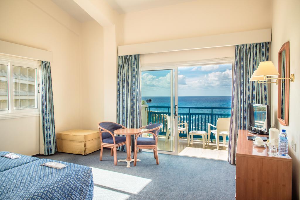 Cynthiana Beach Hotel キッソネルガ 部屋 写真